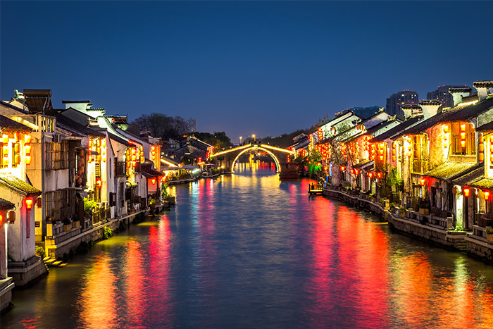 �����������������̣�����������Ŀ������Ż���ߣ�