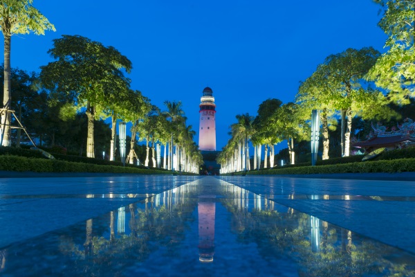 ��԰���۵���˸��