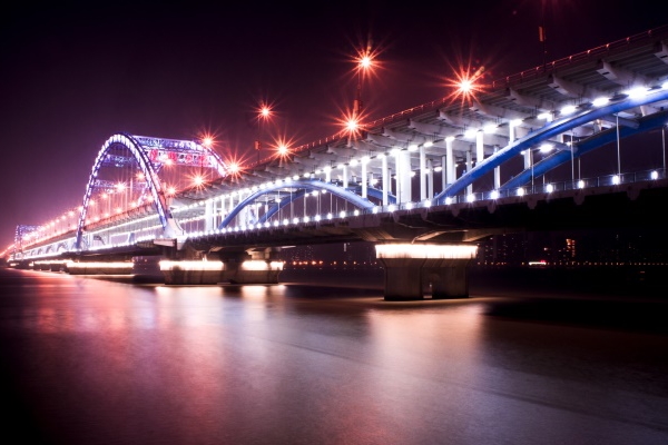 ѡ���������̹�˾��Ҫ����Щ��������������������