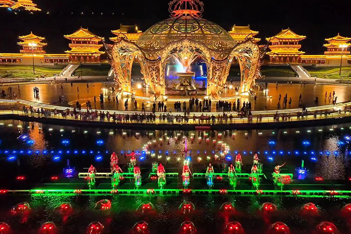 ��������˸������