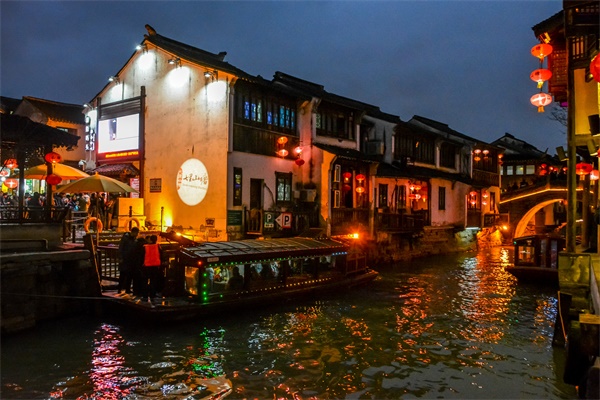 ����ҹ�ε���˸��ͷ�Ժ�ģʽ������