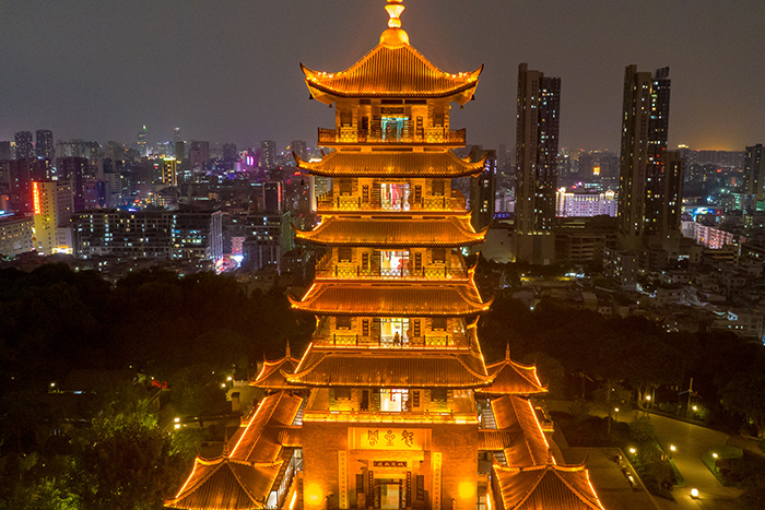 ���޽���ǽ������˾