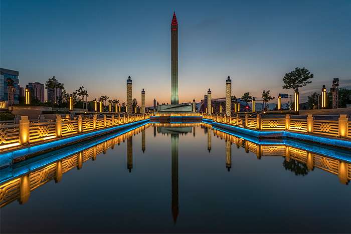 ��԰����˸��