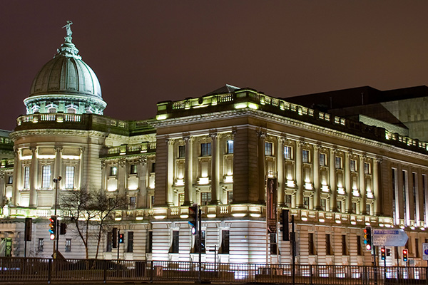 ¥����������