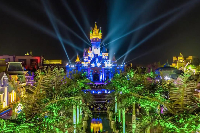 �Ǳ�����˸��