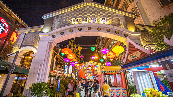 ���н�ҹ������Ӧ˼��������������