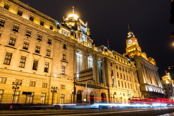 ��¥����˸������