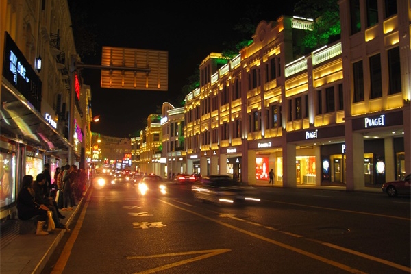 �������ҵ�ֵƹ�����Ӧ���������죿������