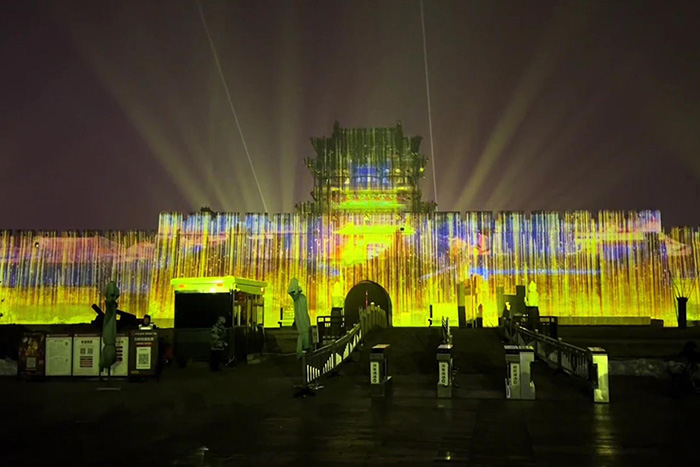 ��ǽȫϢͶӰ����