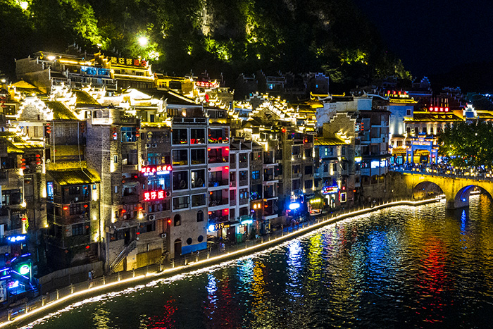 ����С�����˸������