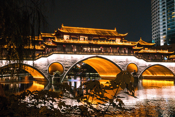 ���޽�����ҹ��������������̫���ޣ�