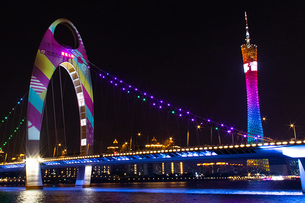 �����ƹ����