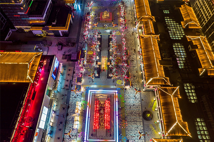 ��������˸������