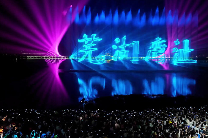 ˮĻ����ͶӰ