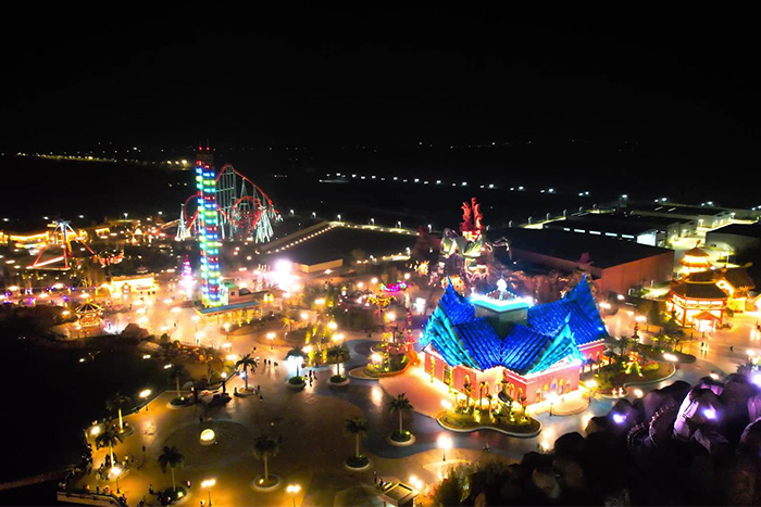 ����԰����˸�����