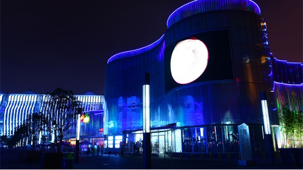 ¥�����������ɫ�ʵ�����