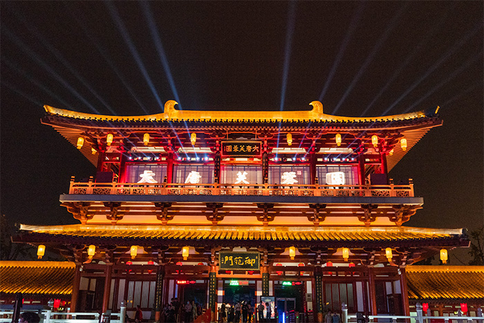 ���޽���ǽ�ƹ�