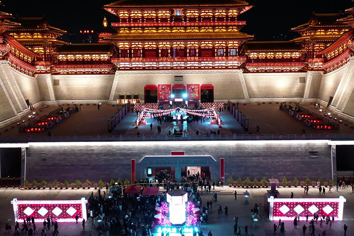 ��������˸������