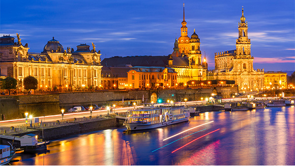 ����ҹ������Ӧ������ͻ���ص��ԭ��