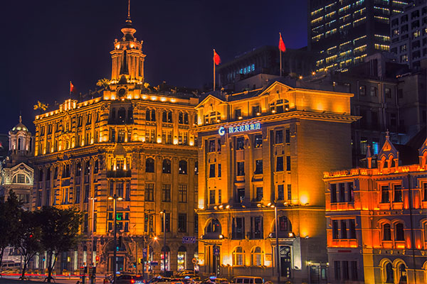 ��ǽ����˸��