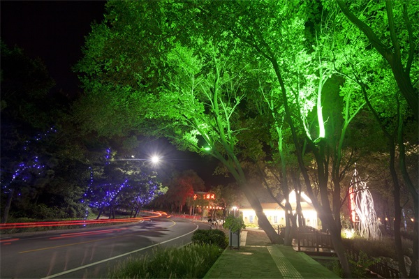 ԰�ֵ���˸�����