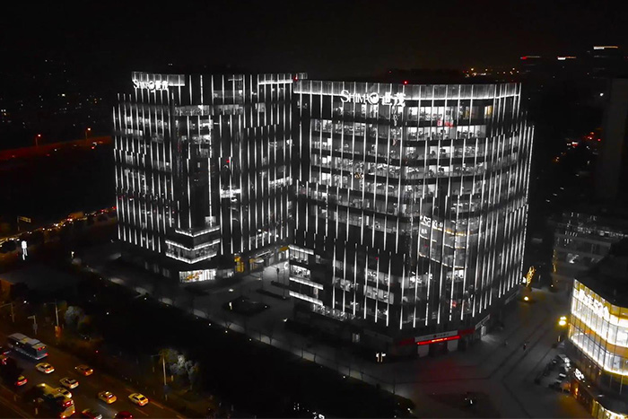 д��¥��ǽ����˸��