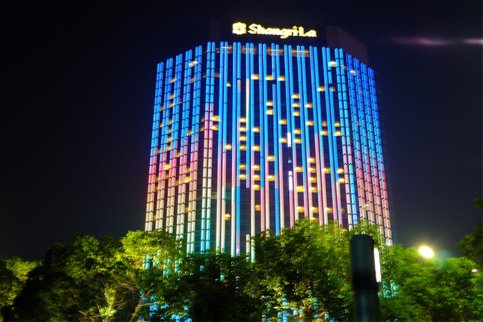 д��¥����