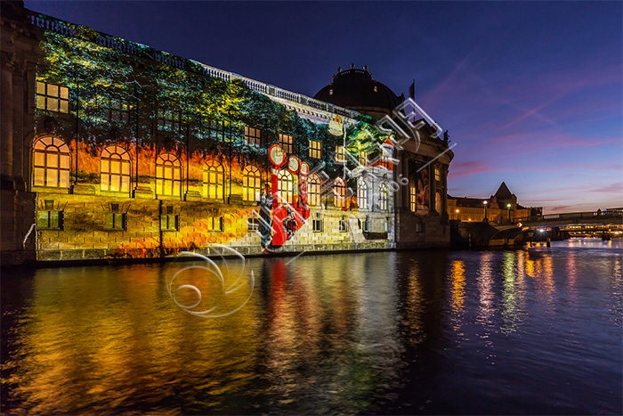 ¥��ͶӰ�ƹ���