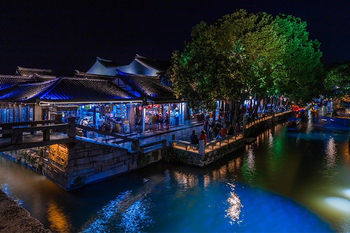 �������˸�����