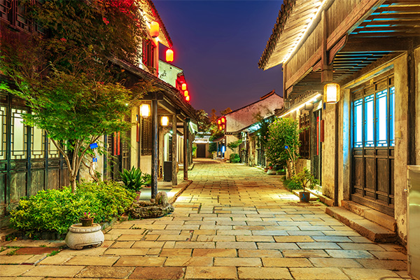 �������˸��