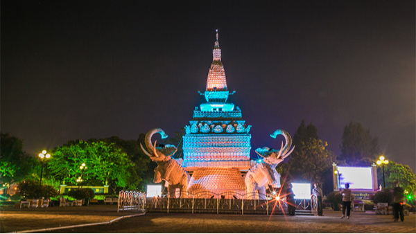 ���ܾ�������������������ֳ��ض�������������������