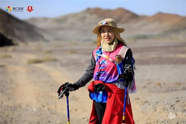 ��8ͷ�����������˾��������(��)111����ػ�ɳĮ��ս��