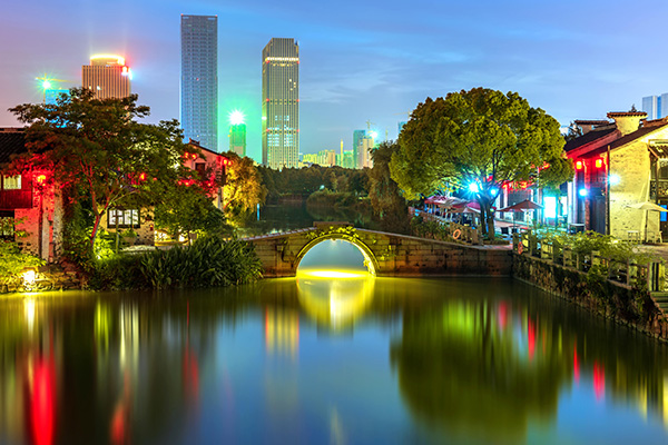 �����ƹ�