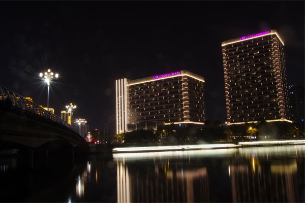 �����޽�ҹ������