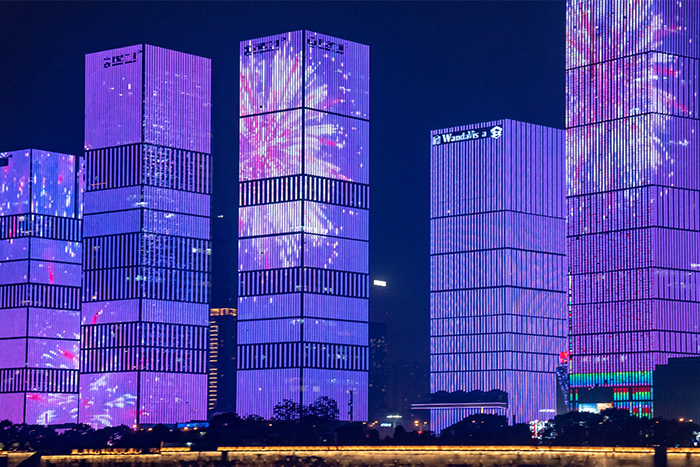 ����ҹ���Ķ����ִ���������¥�����������ض������