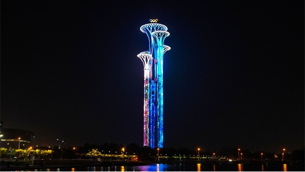 ����������˸����������ر��޽�