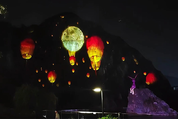 ɽ����������