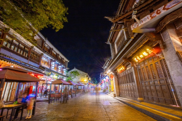 ���н�����