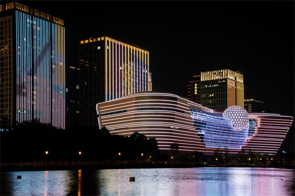 ����ҹ������˸��