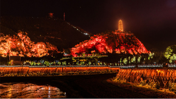 ɽ����������Ҫ�Ա�������������������̬����Ϊ����