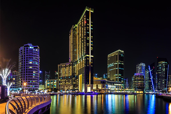 ������ɫ��������