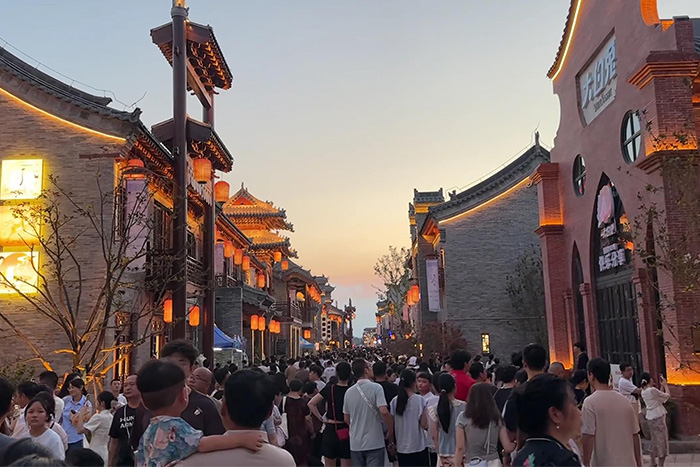 ����ҹ�ε���˸������