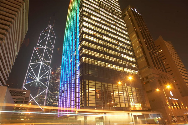 ����������Ƹ��������ǵ�ҹ������